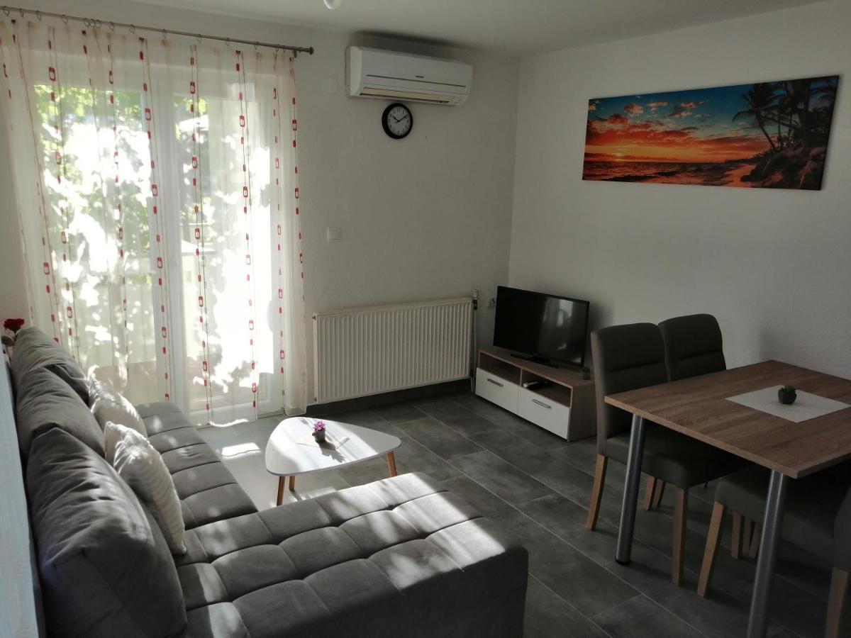 Apartmani Grabovcic Punat Esterno foto